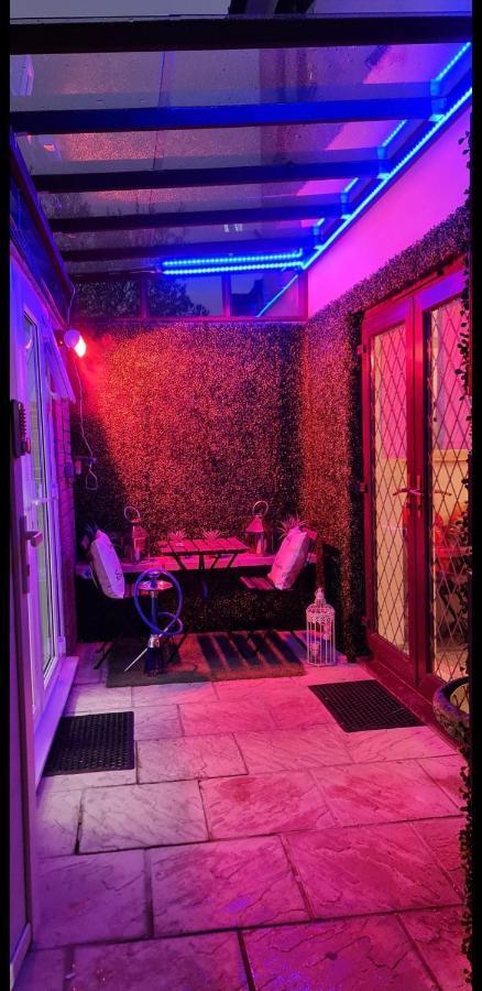 Apartment With Private Hot Tub, Sauna, Ice Bath, Gym Rainham (Greater London) Exterior foto